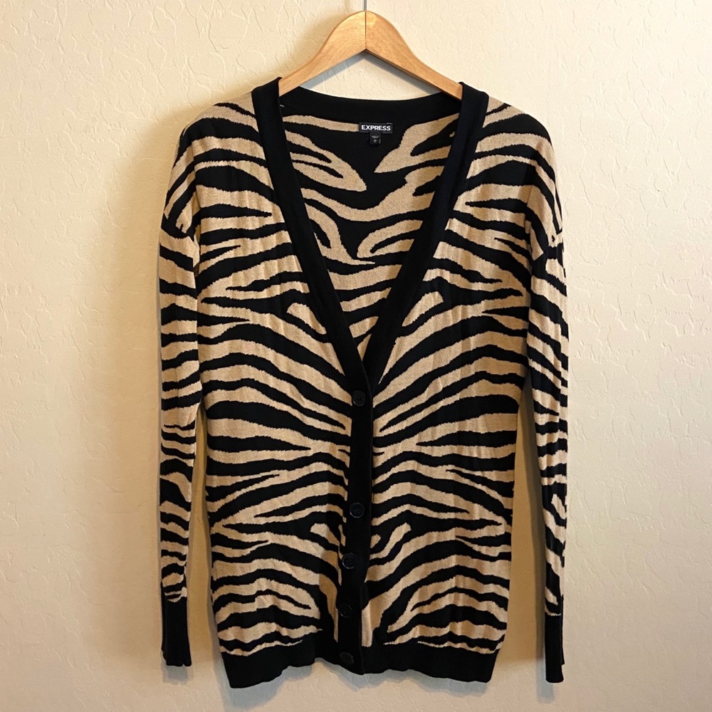🌵Express Animal Print Button Cardigan Sweater